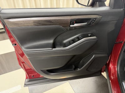 2020 Toyota Highlander Platinum