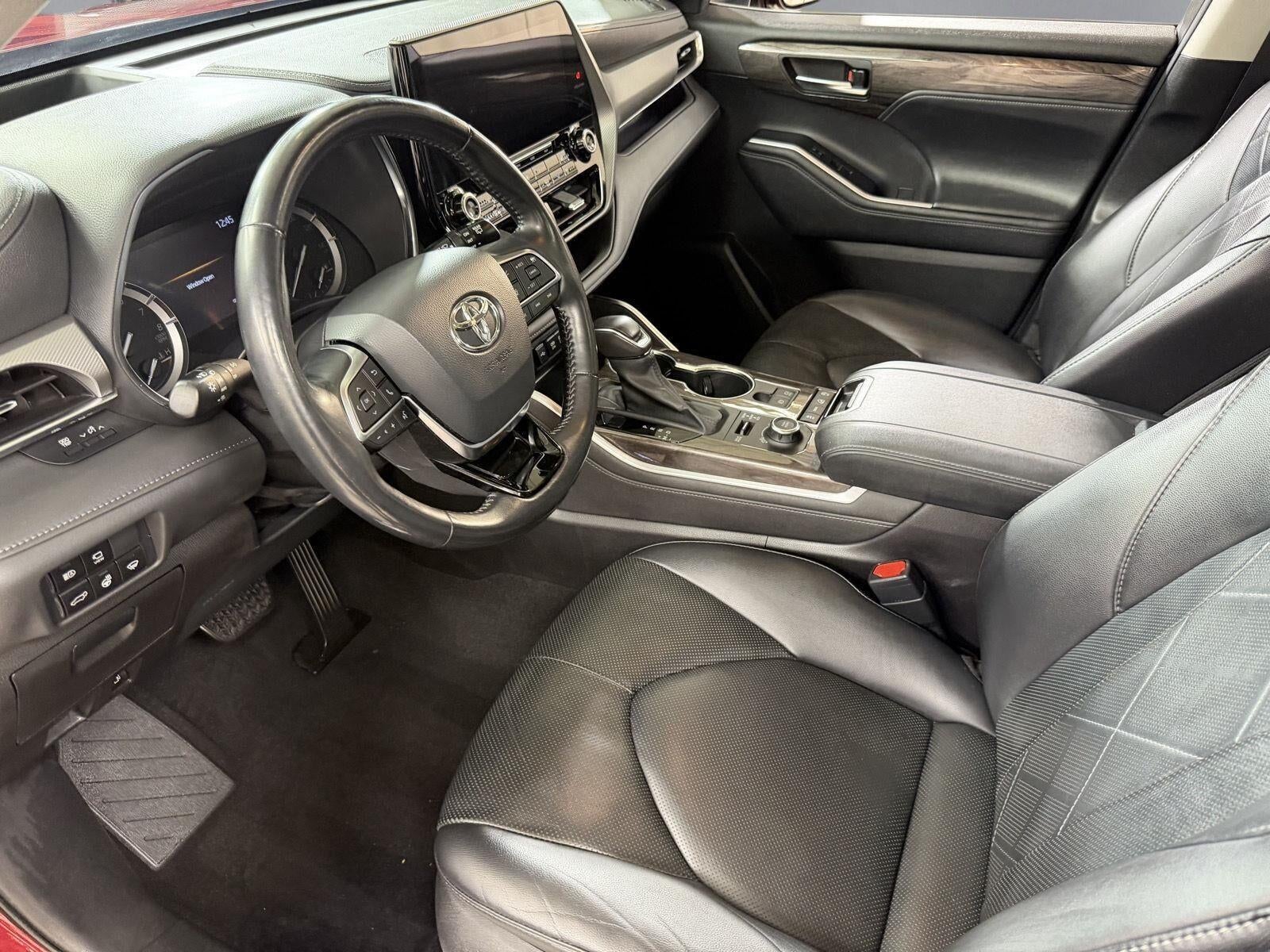 2020 Toyota Highlander Platinum
