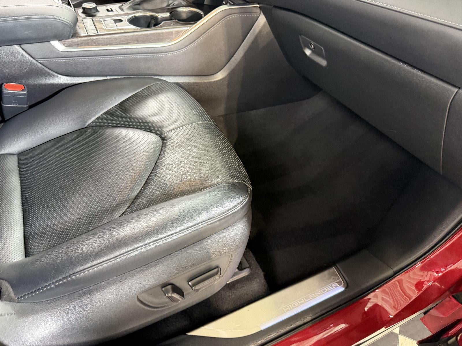 2020 Toyota Highlander Platinum