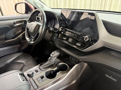 2020 Toyota Highlander Platinum