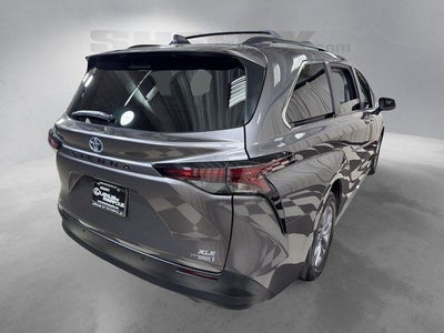 2024 Toyota Sienna XLE 7 Passenger