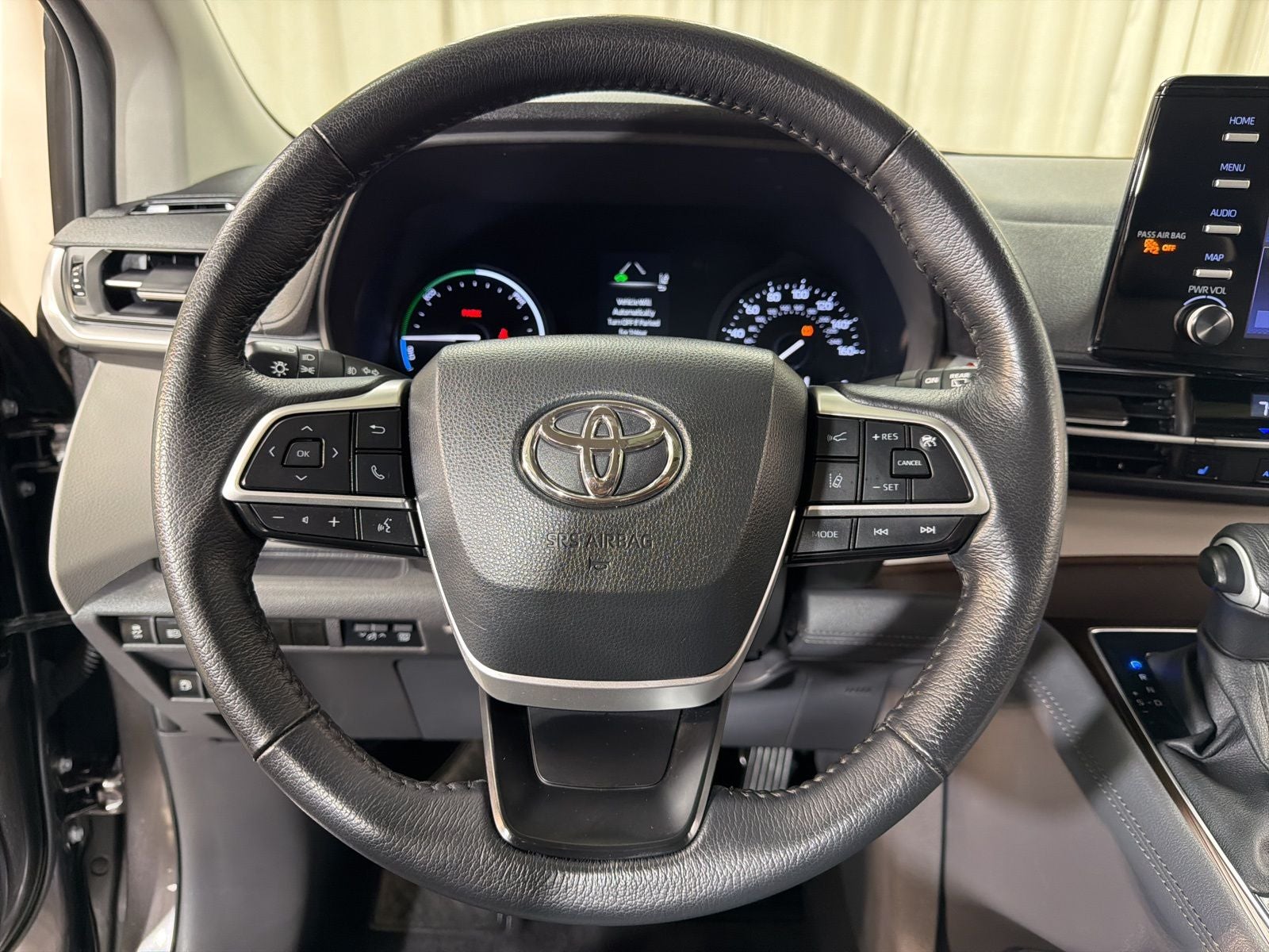 2024 Toyota Sienna XLE 7 Passenger