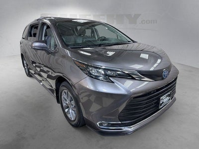 2024 Toyota Sienna XLE 7 Passenger
