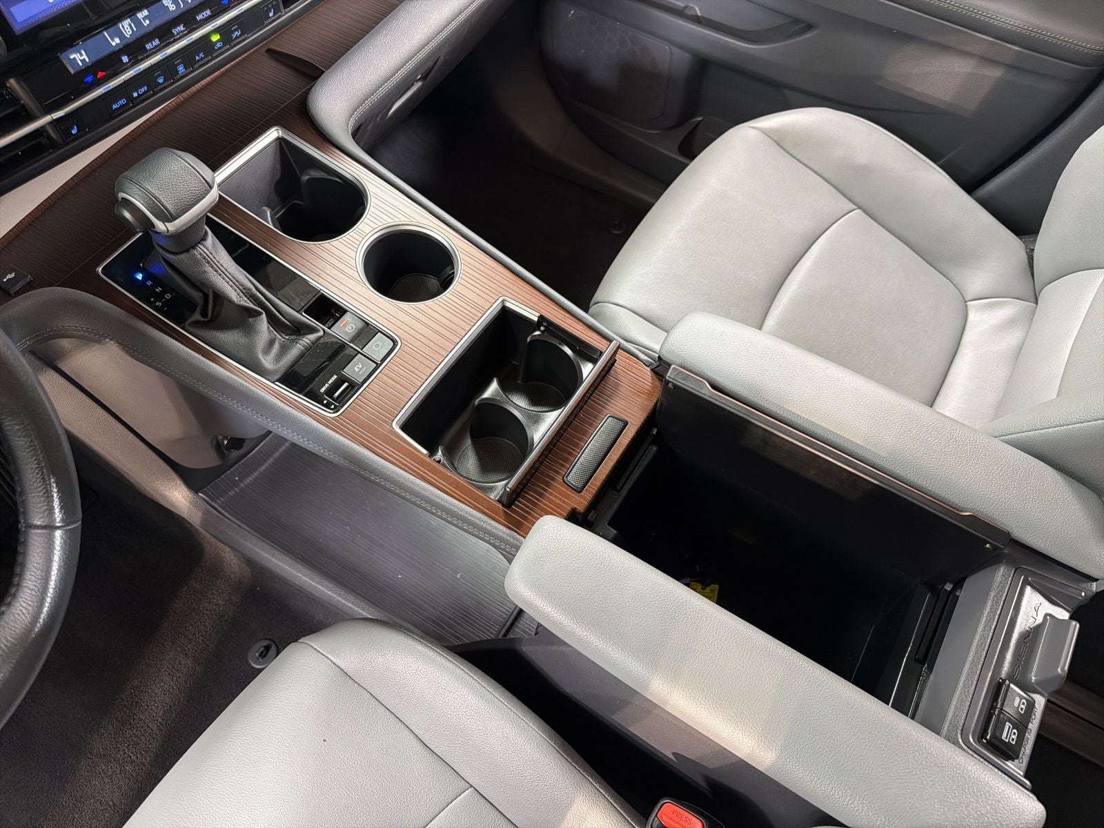 2024 Toyota Sienna XLE 7 Passenger