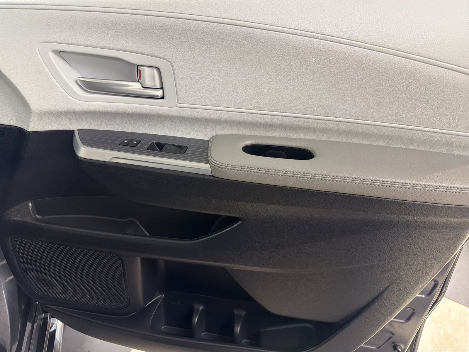 2025 Toyota Sienna XLE 7 Passenger