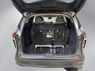 2025 Toyota Sienna XLE 7 Passenger