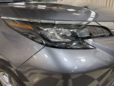 2025 Toyota Sienna XLE 7 Passenger
