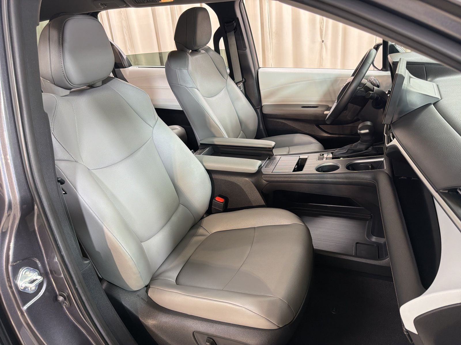 2025 Toyota Sienna XLE 7 Passenger
