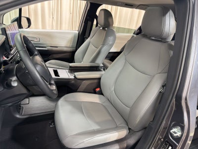 2025 Toyota Sienna XLE 7 Passenger