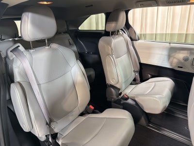 2025 Toyota Sienna XLE 7 Passenger
