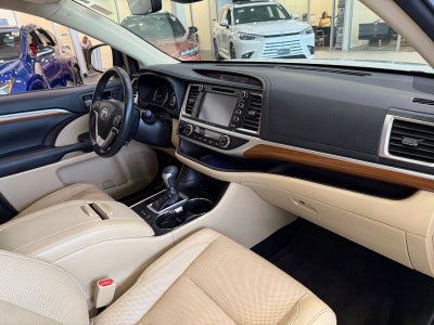 2017 Toyota Highlander Limited