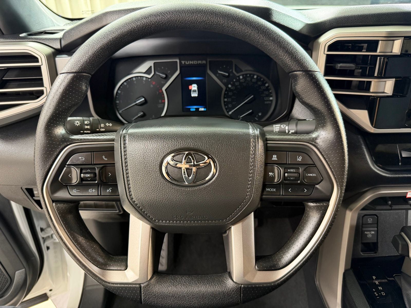 2025 Toyota Tundra SR5 - Photo 14