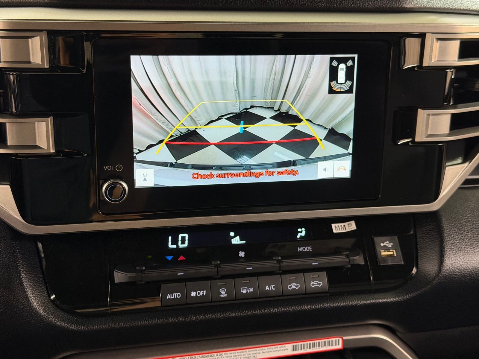 2025 Toyota Tundra SR5 - Photo 18