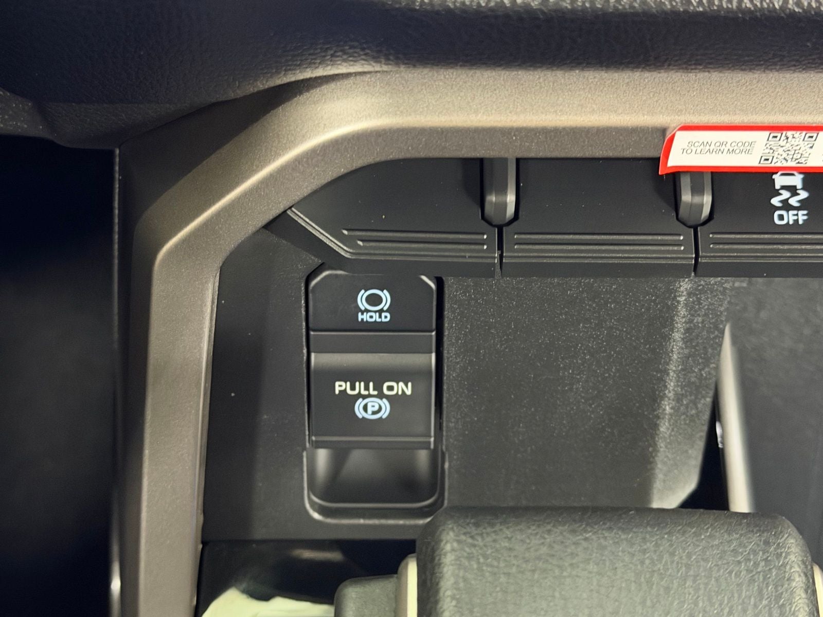2025 Toyota Tundra SR5 - Photo 35