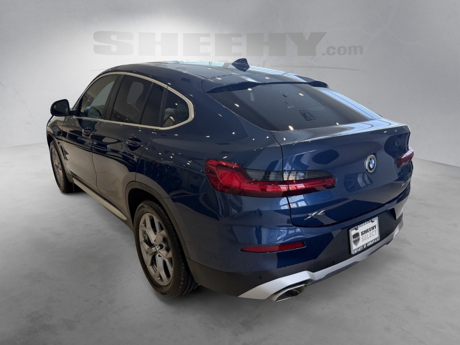 2023 BMW X4 xDrive30i