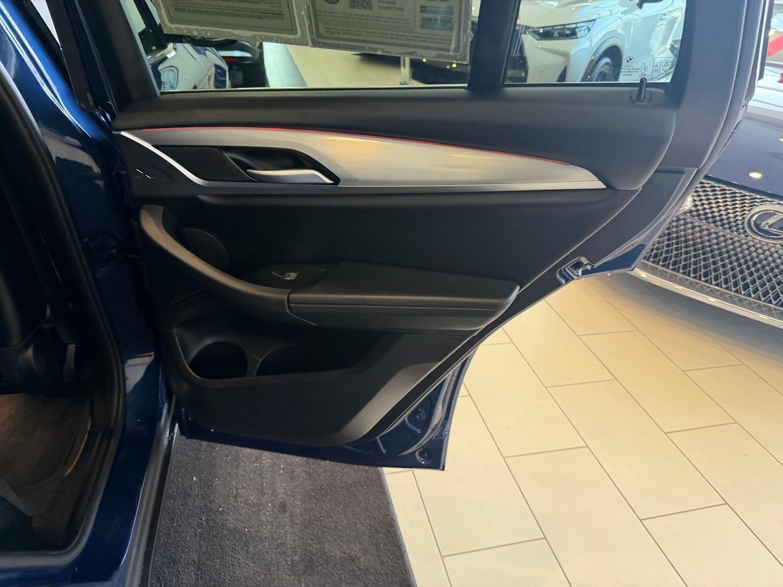 2023 BMW X4 xDrive30i