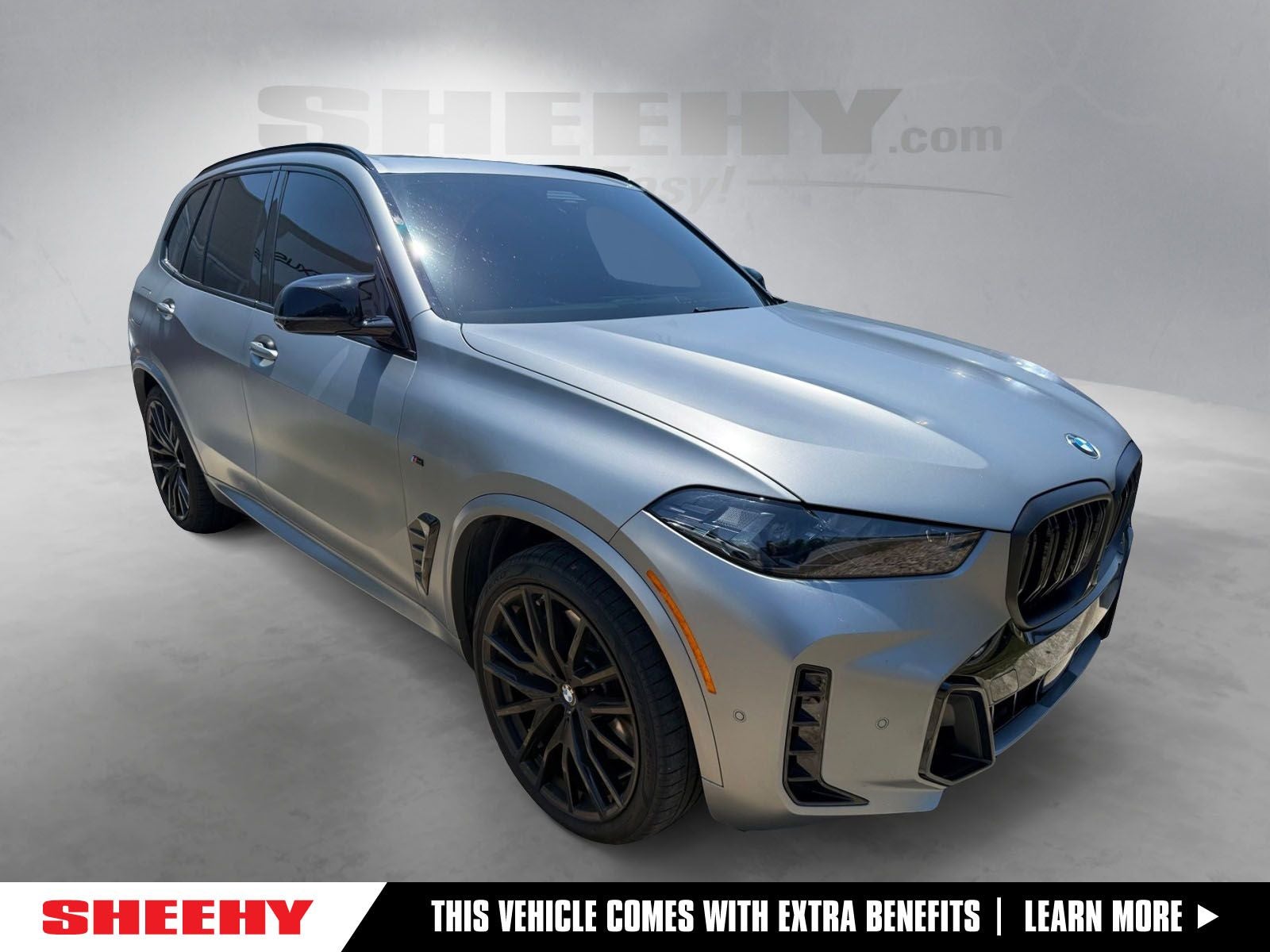 2025 BMW X5 M60i