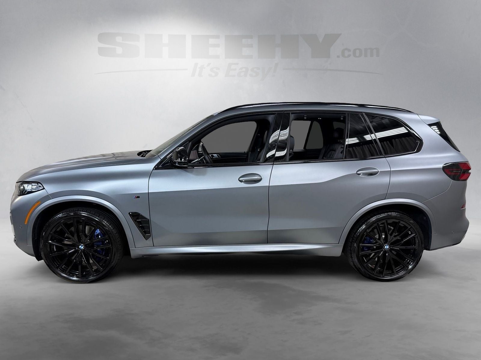 2025 BMW X5 M60i