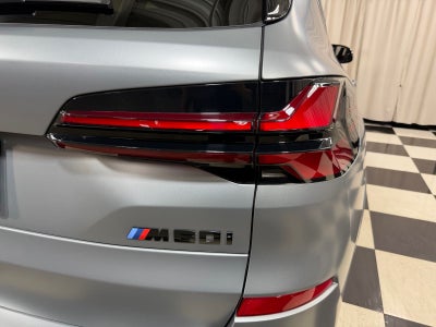 2025 BMW X5 M60i