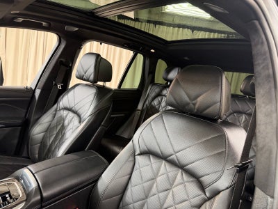 2025 BMW X5 M60i