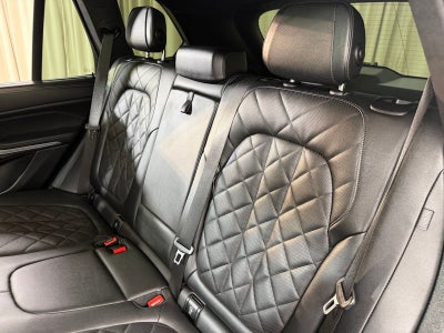 2025 BMW X5 M60i