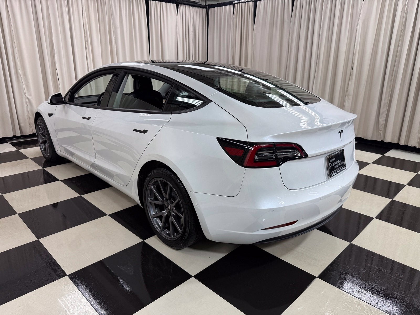 2020 Tesla Model 3 Standard Range Plus