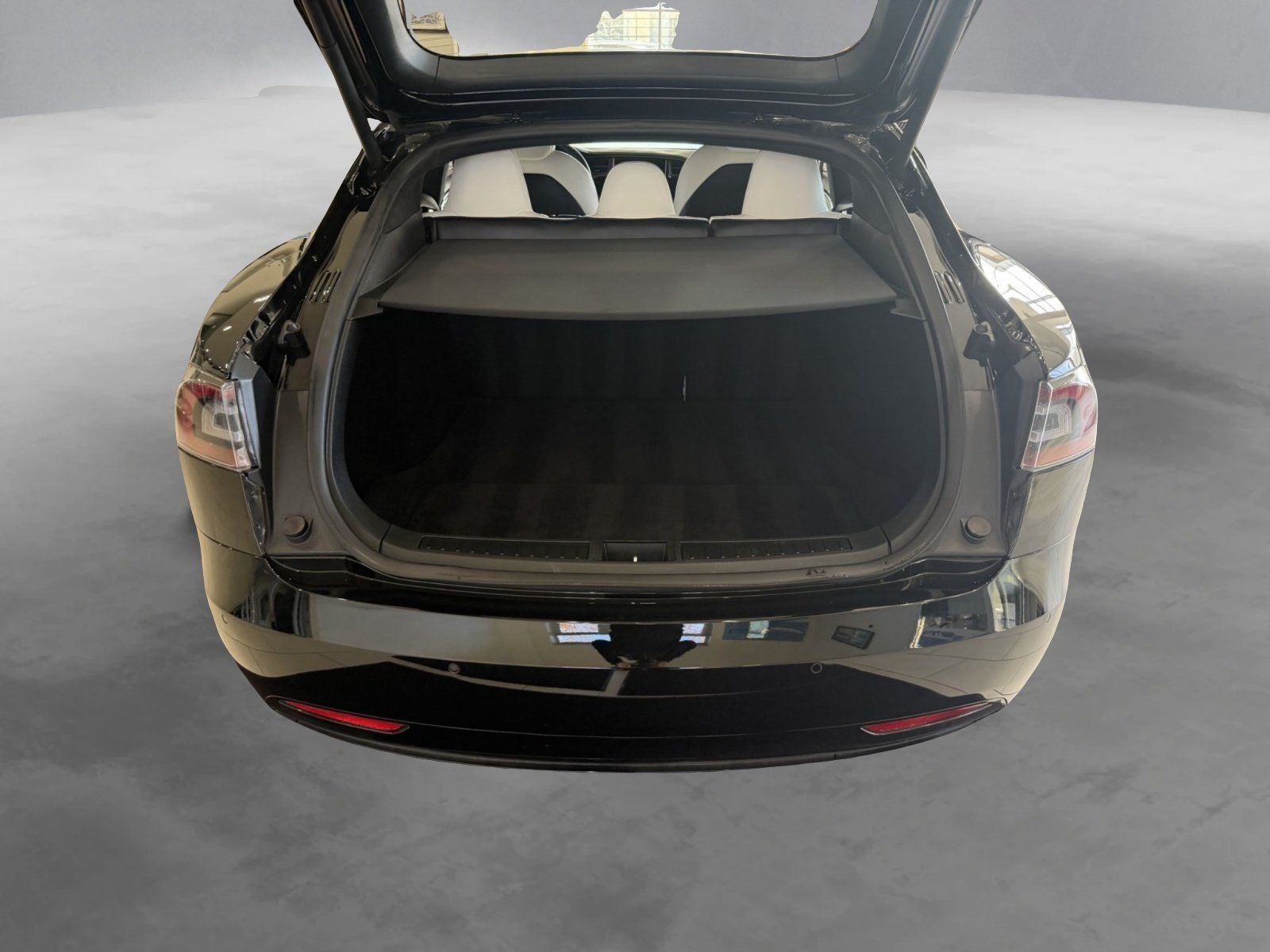 2021 Tesla Model S Long Range