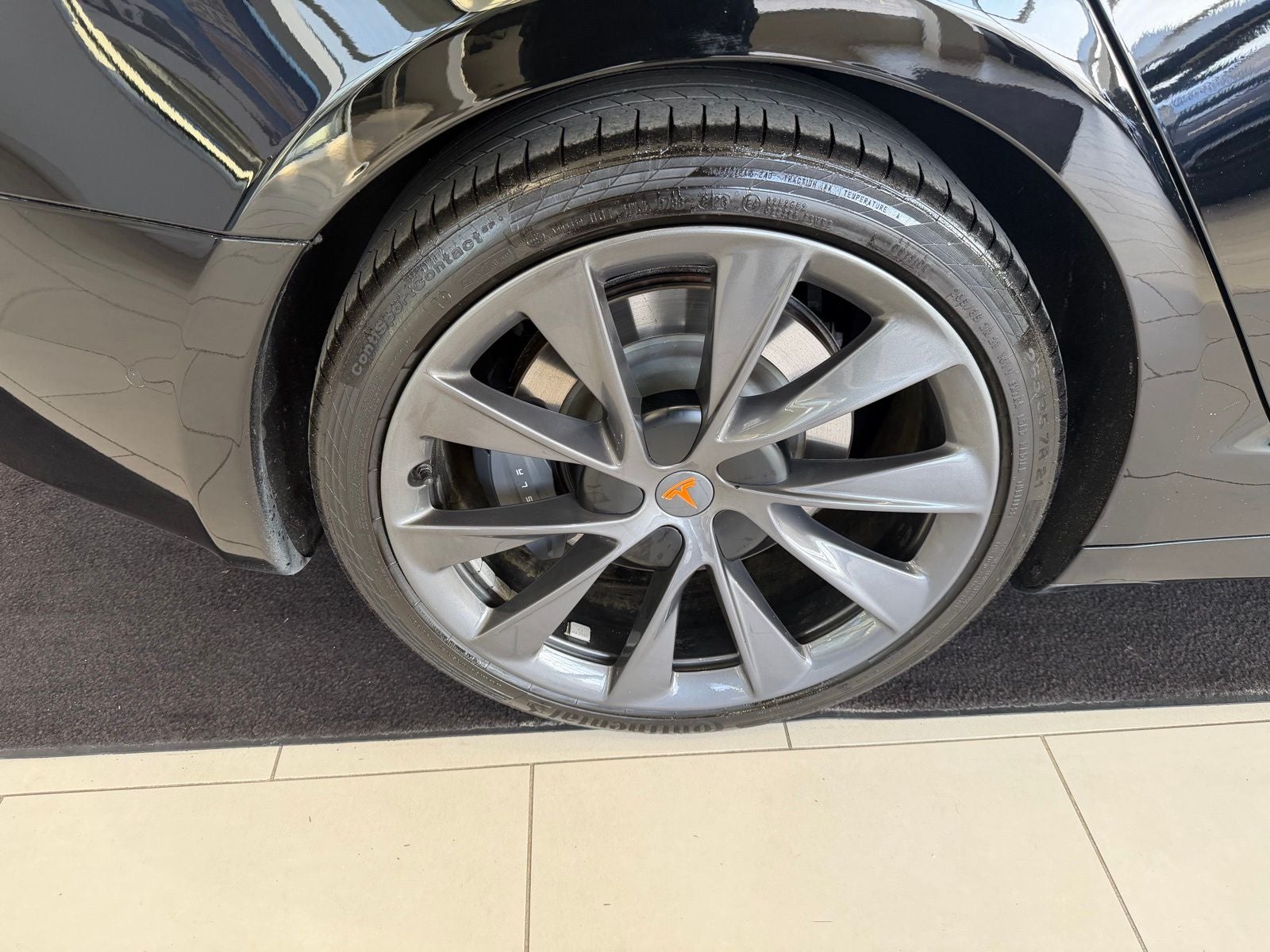 2021 Tesla Model S Long Range