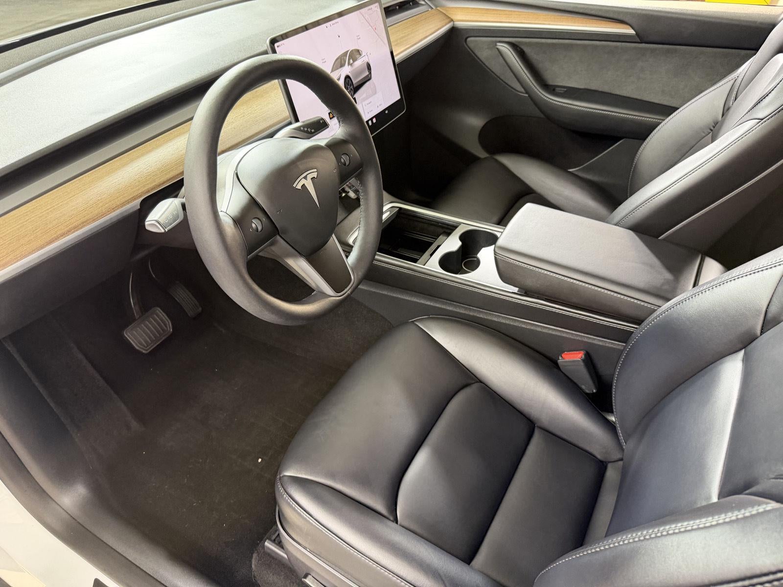 2024 Tesla Model Y Long Range
