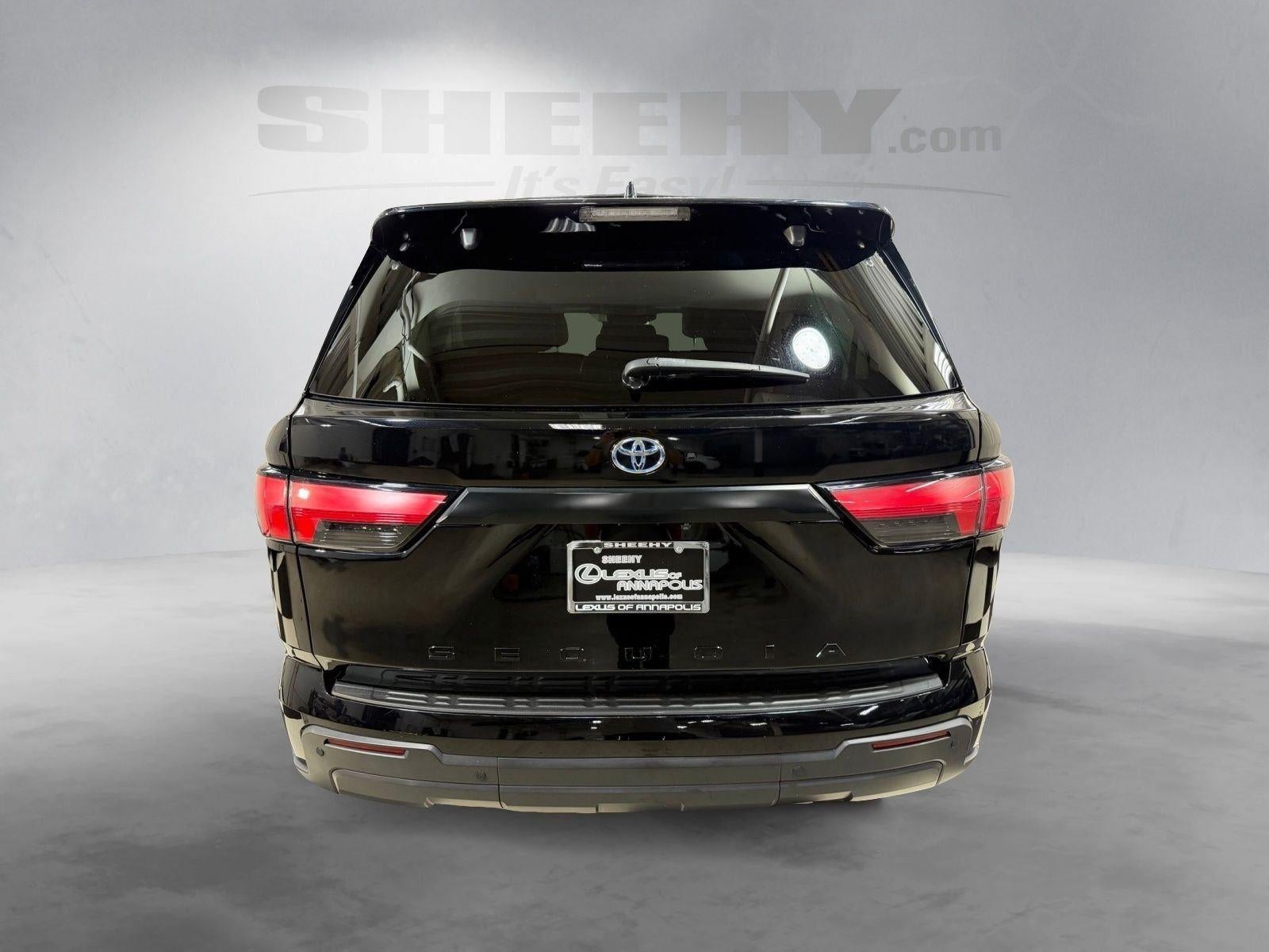 2023 Toyota SEQUOIA Base