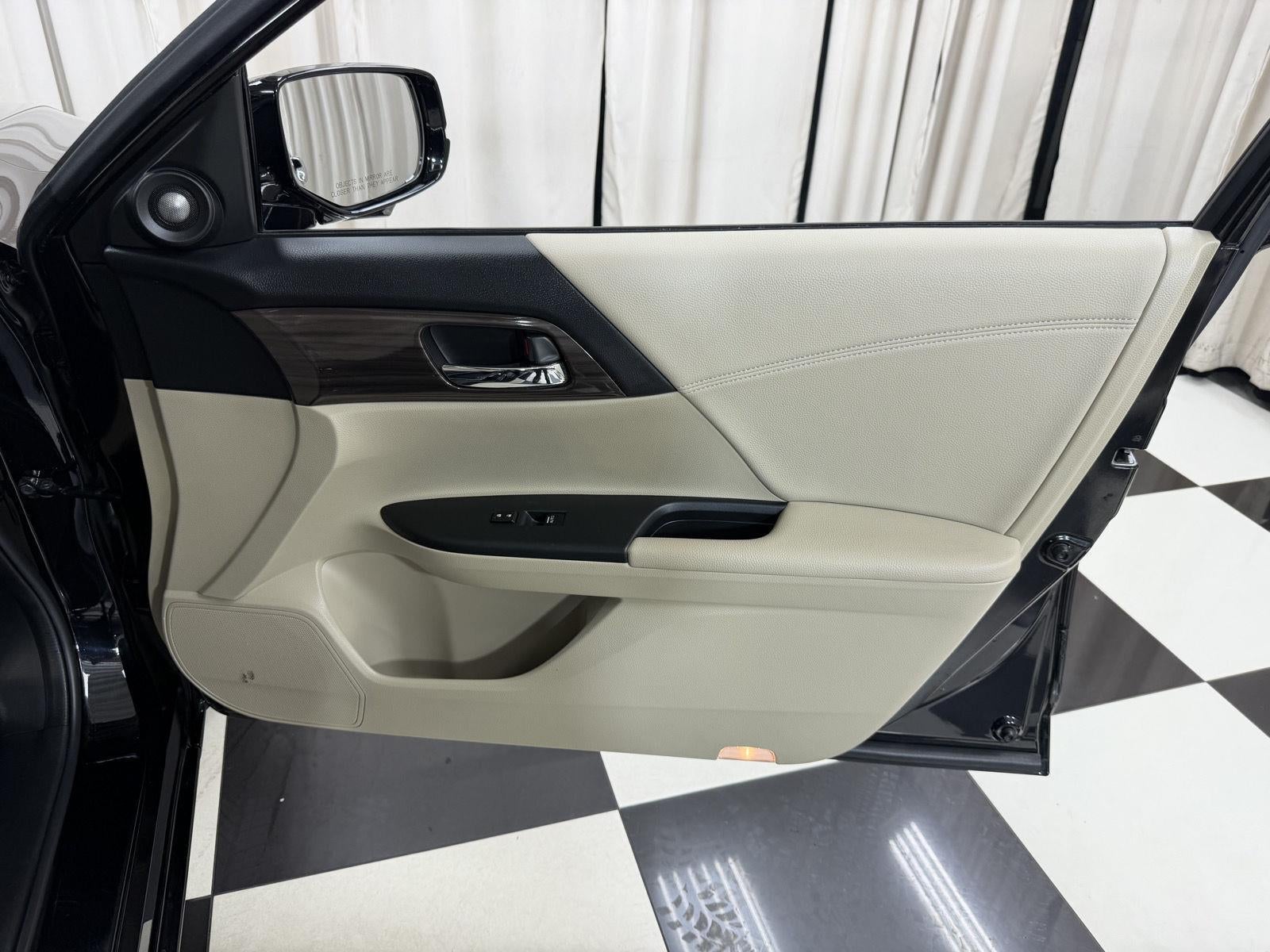 2017 Honda Accord Hybrid EX-L