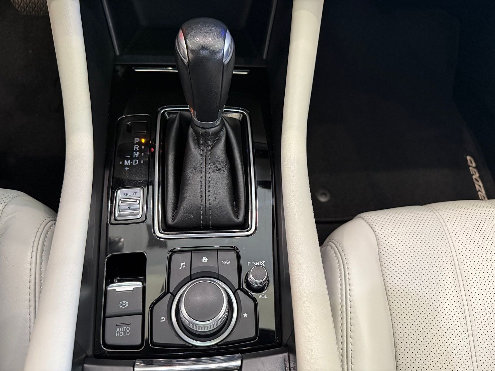 2018 Mazda Mazda6 Signature