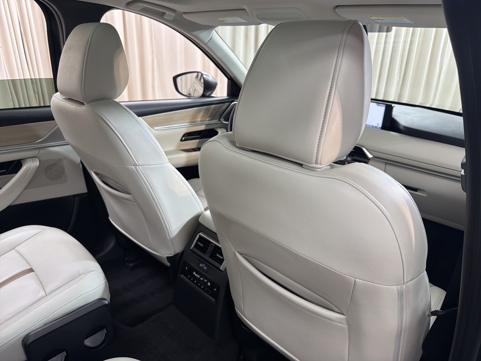 2025 Mazda Mazda CX-90 PHEV Premium Plus