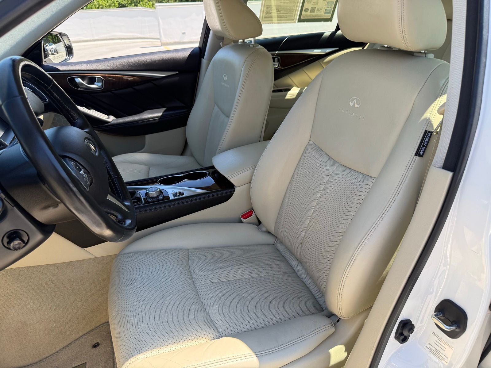 2014 INFINITI Q50 Hybrid Premium