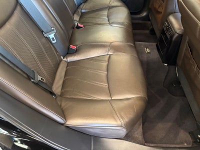 2011 INFINITI M56 X