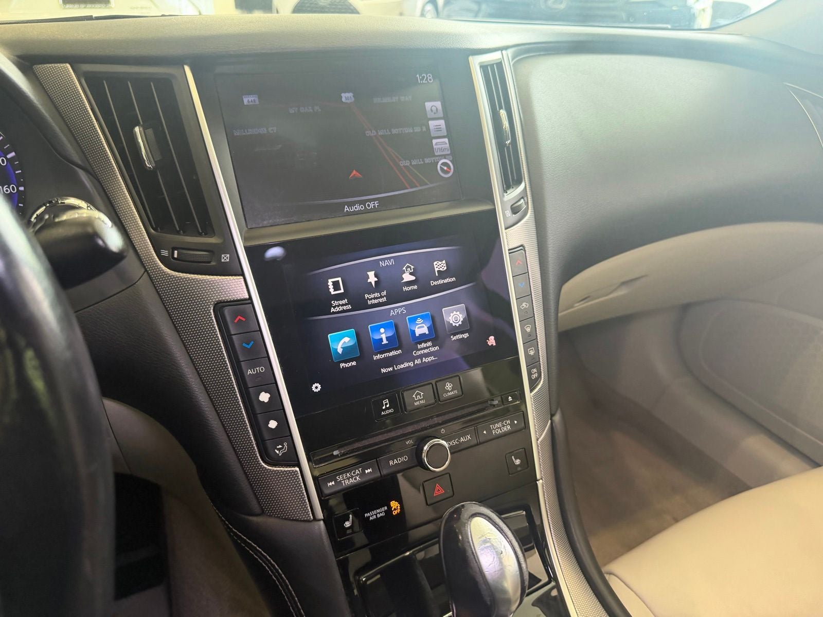 2015 INFINITI Q50 Premium