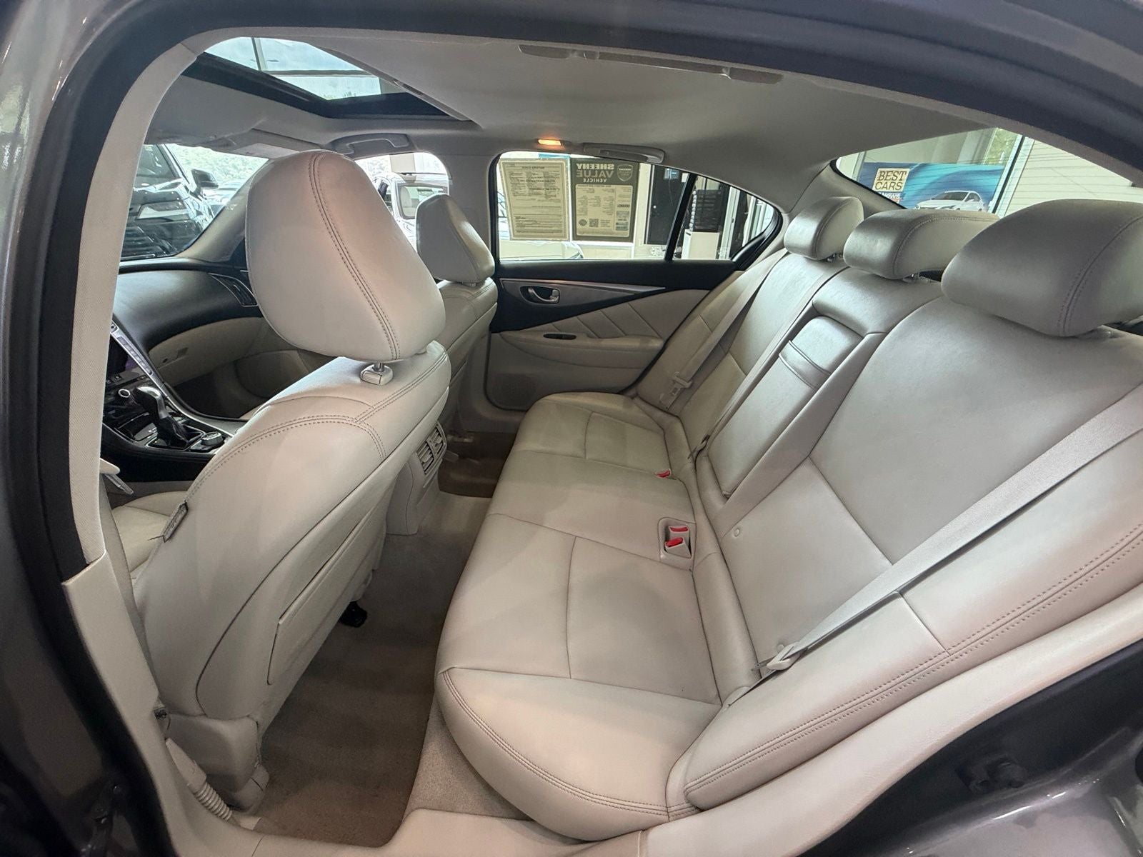 2015 INFINITI Q50 Premium