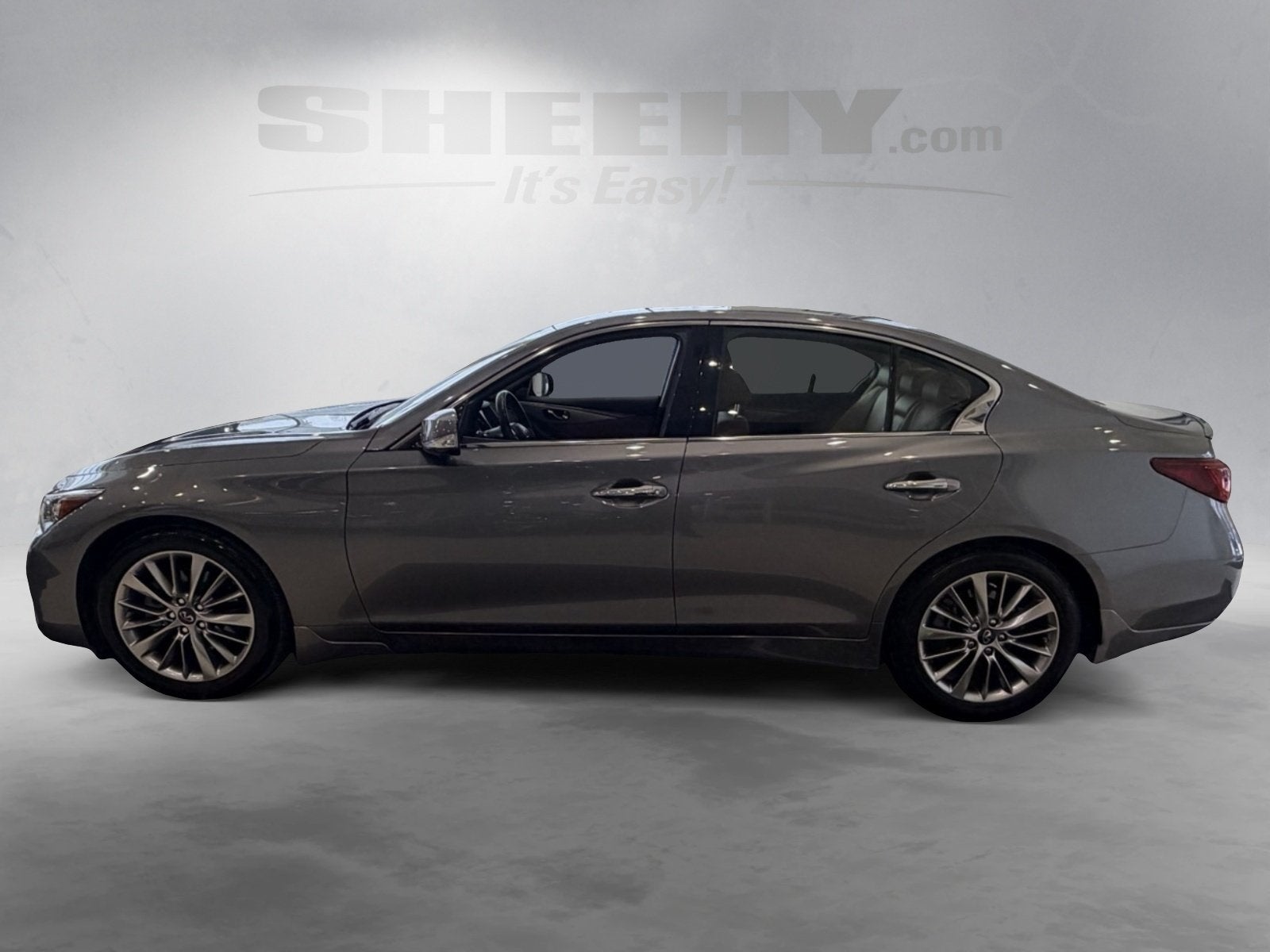 2024 INFINITI Q50 LUXE