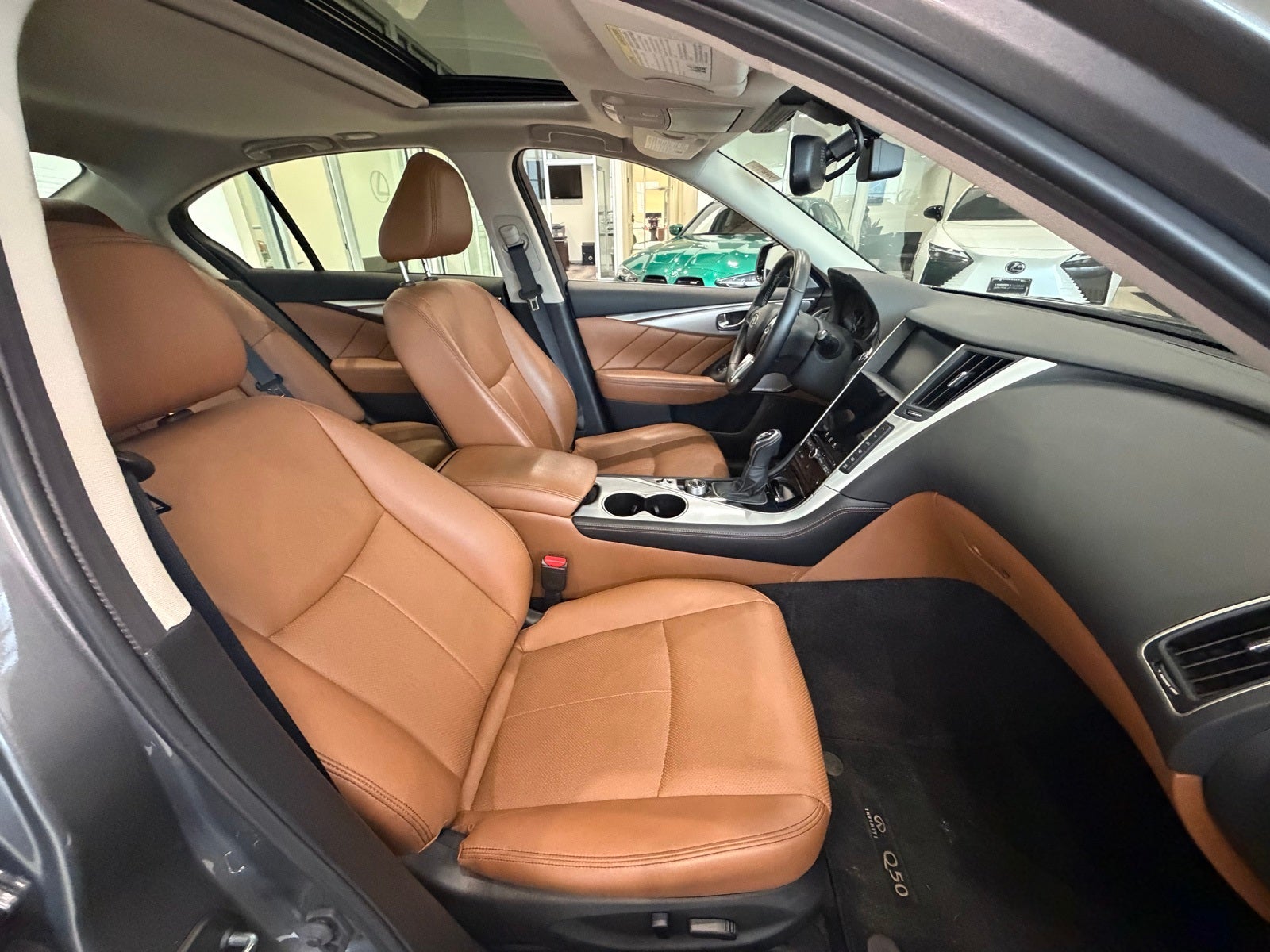 2024 INFINITI Q50 LUXE