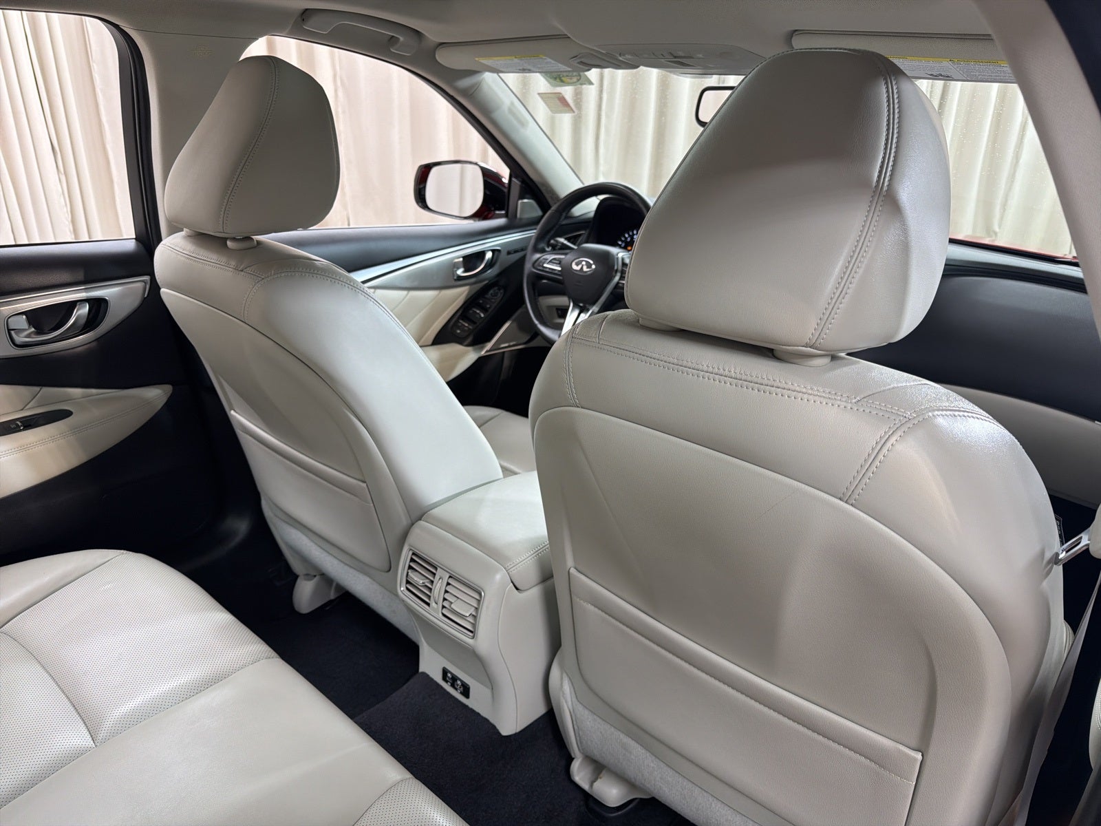 2024 INFINITI Q50 LUXE