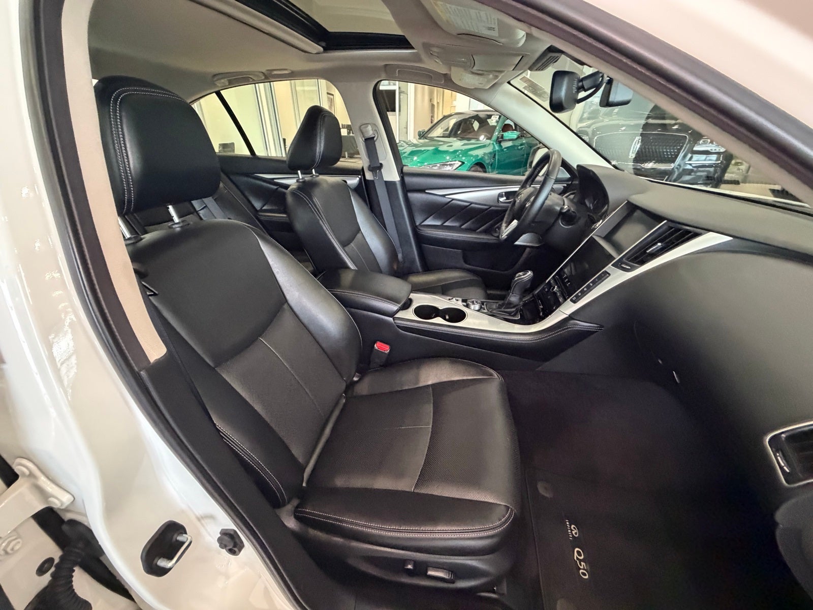 2024 INFINITI Q50 LUXE