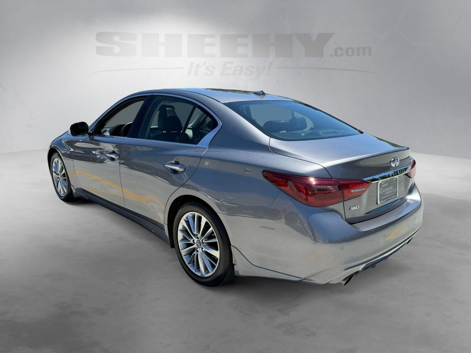 2023 INFINITI Q50 LUXE