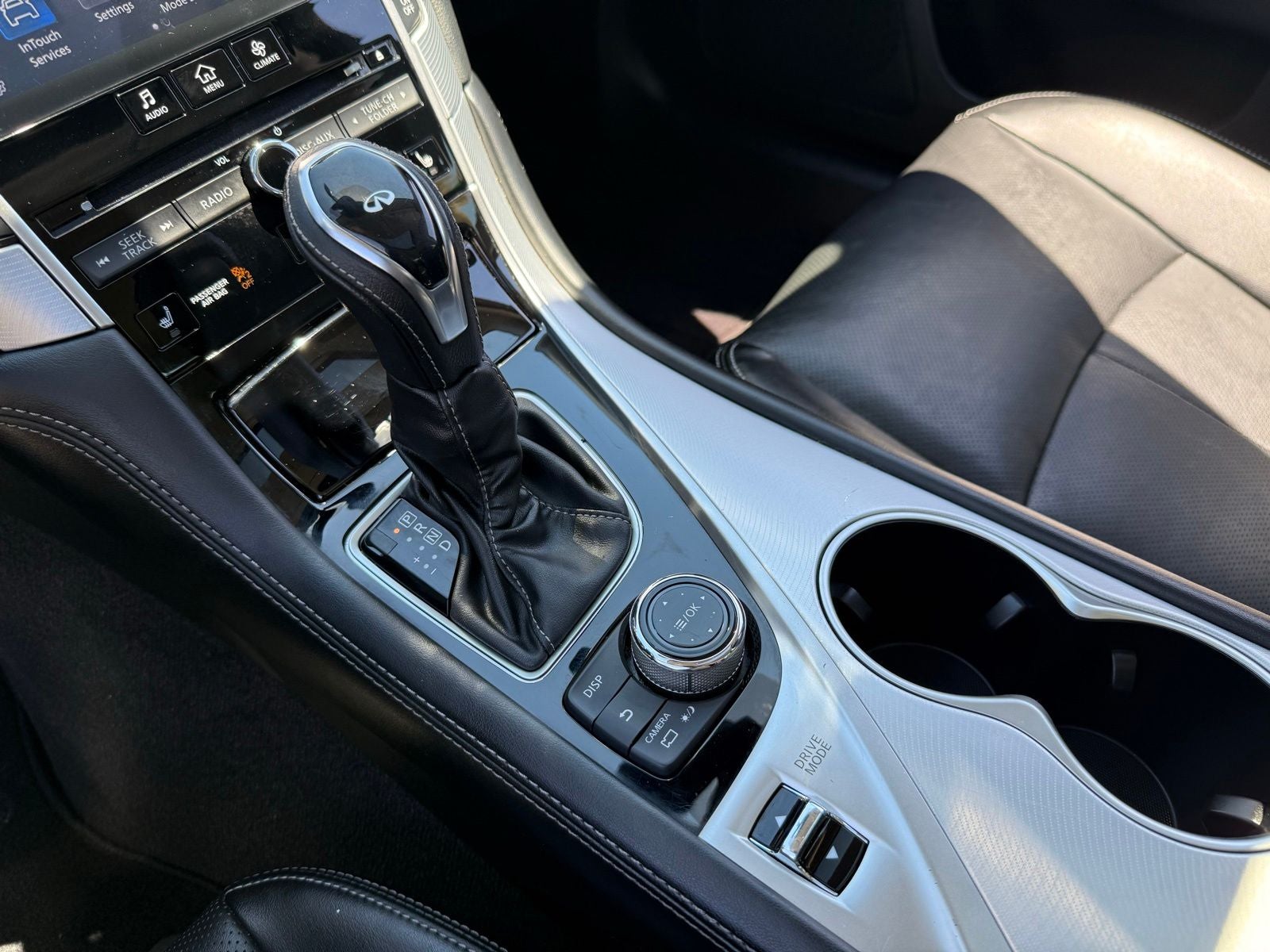 2023 INFINITI Q50 LUXE