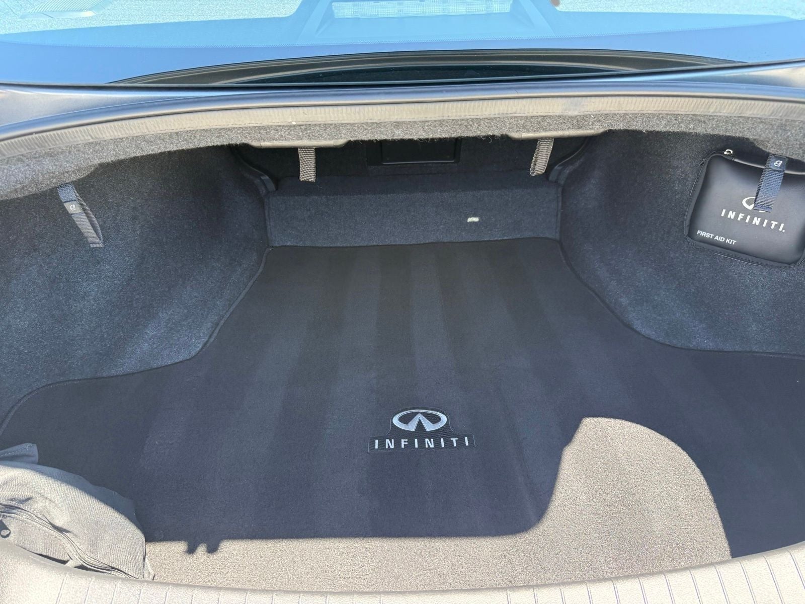 2023 INFINITI Q50 LUXE