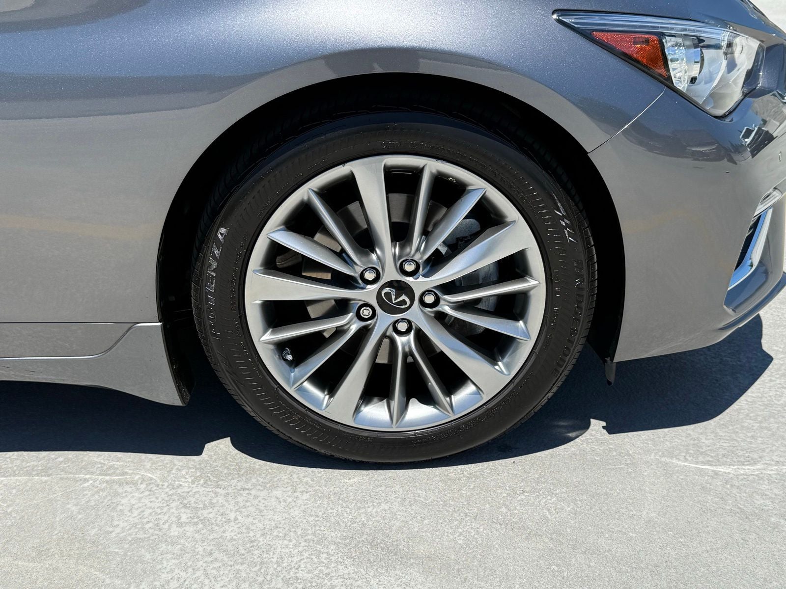 2023 INFINITI Q50 LUXE