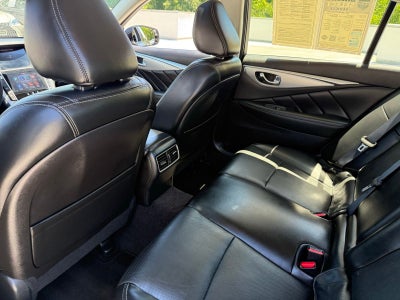 2023 INFINITI Q50 LUXE