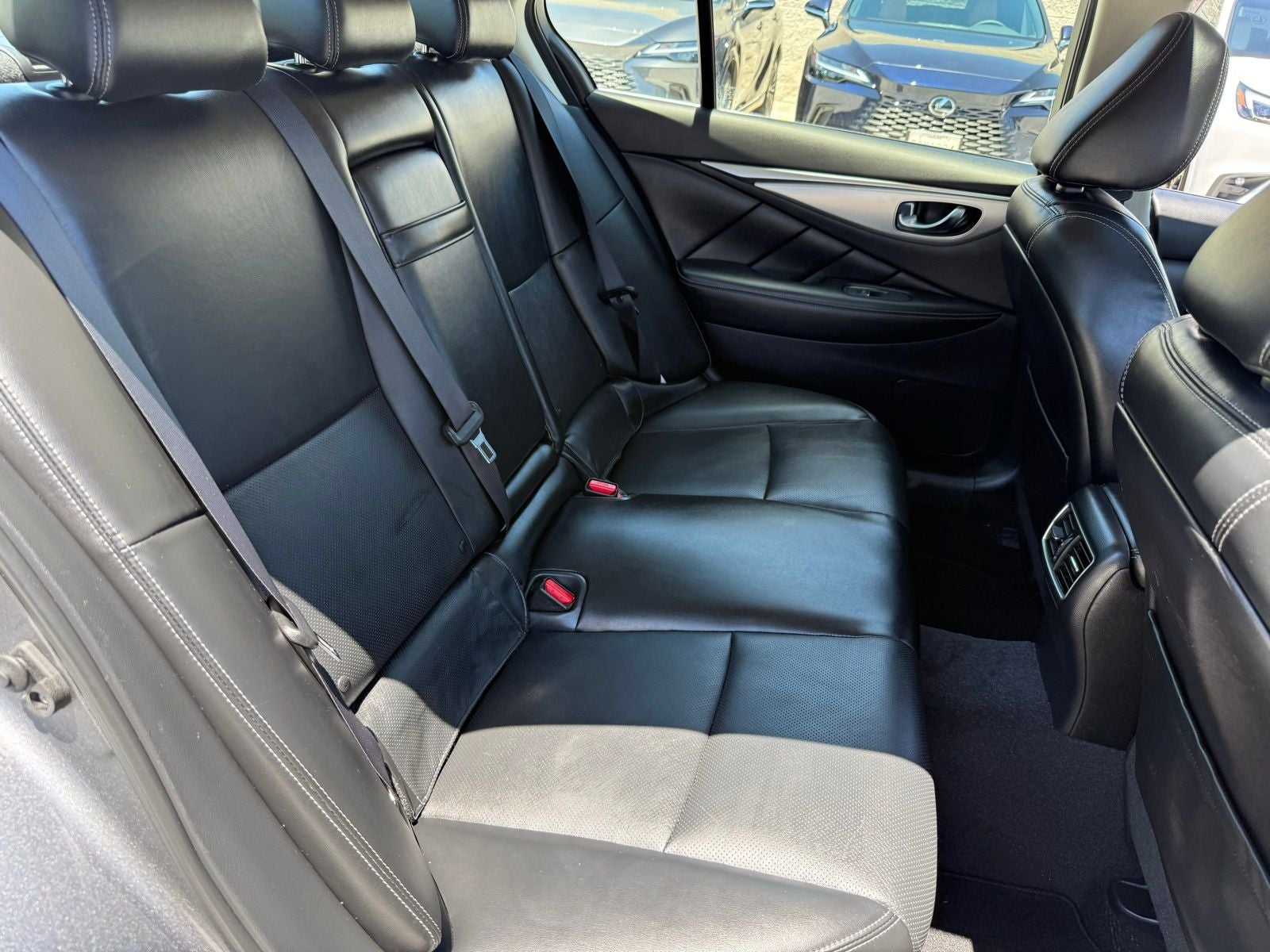 2023 INFINITI Q50 LUXE