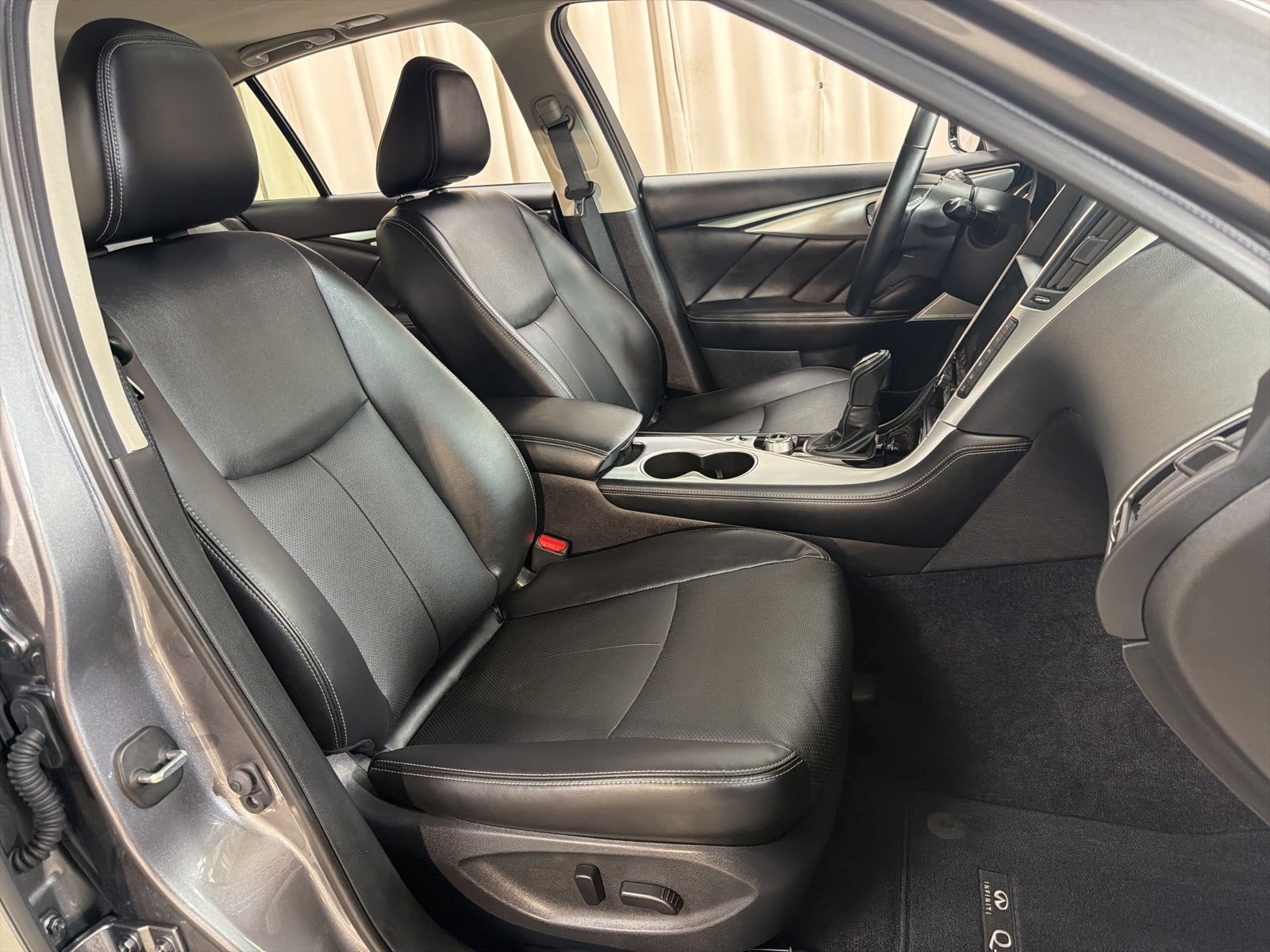 2024 INFINITI Q50 LUXE