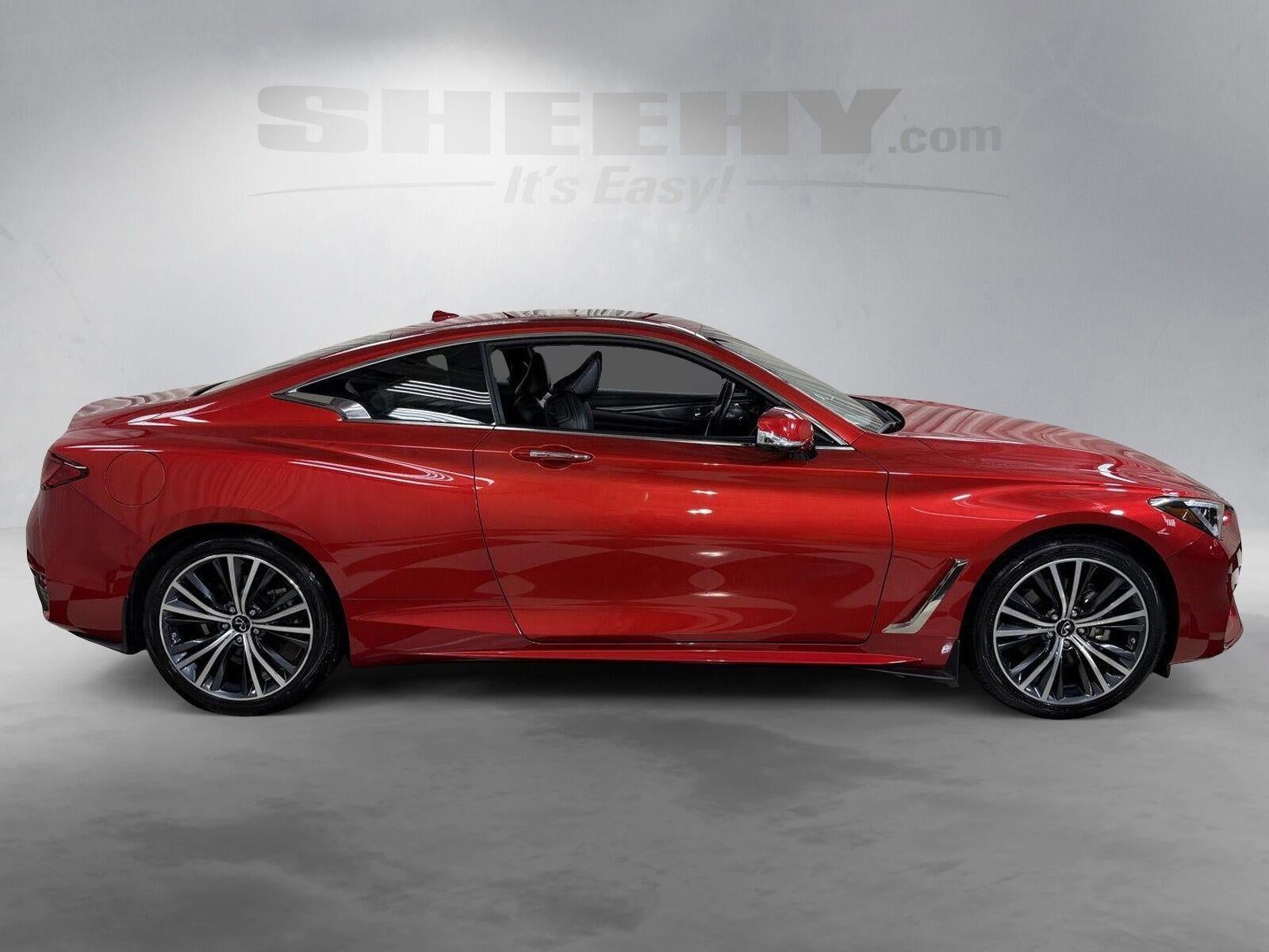 2022 INFINITI Q60 LUXE