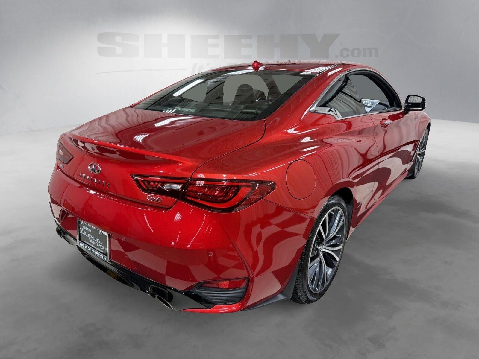 2022 INFINITI Q60 LUXE